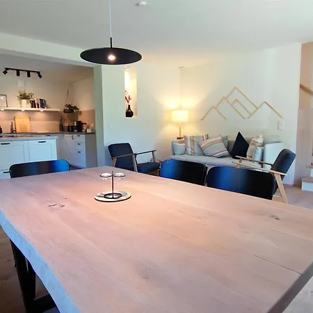 Homely Velosoph Quartier - Familienfreundliches Mit 3 Schlafzimmern, 300m Zur Ski-piste, E-auto Ladestation Bayrischzell