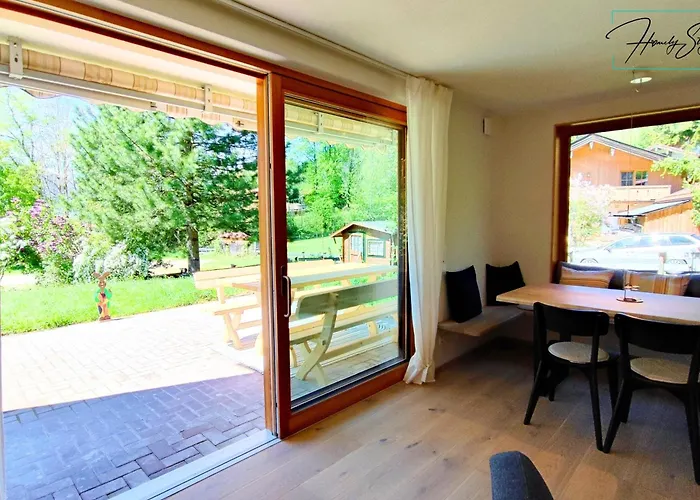 Ferienhaus Homely Velosoph Quartier - Familienfreundliches Mit 3 Schlafzimmern, 300m Zur Ski-piste, E-auto Ladestation Bayrischzell